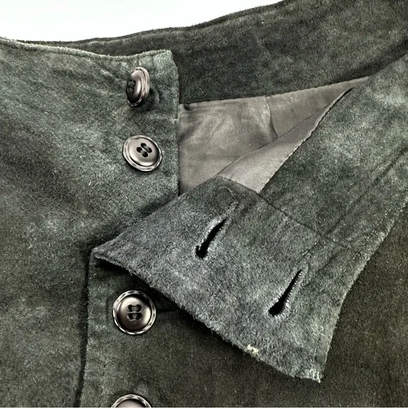 Express Leather Mini Skirt A-Line Button Fly Mid Rise Lined Black Biker Gothic - Picture 8 of 9